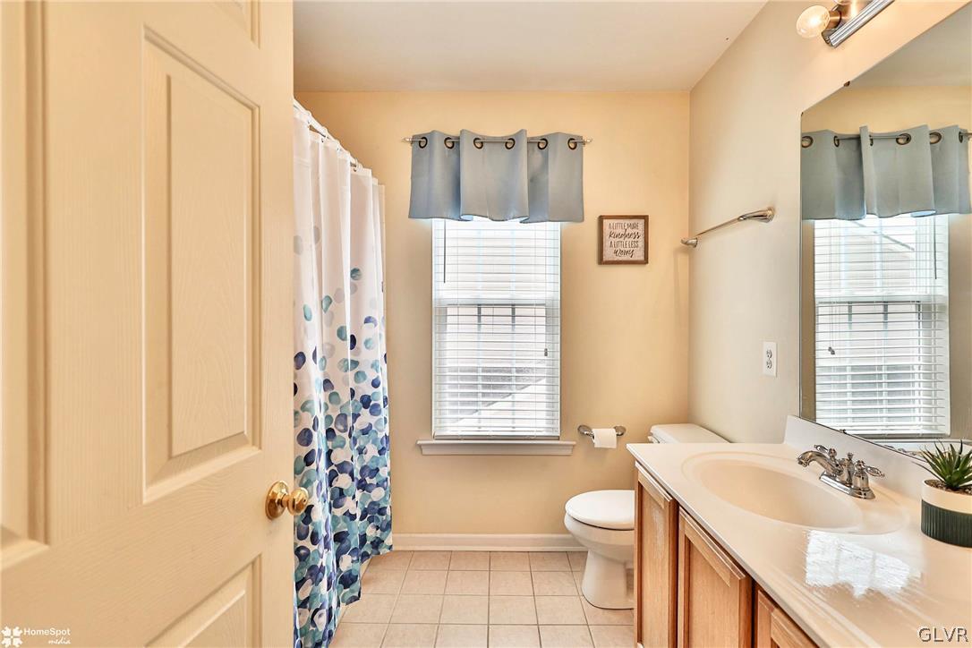 1159 Blair Road Bethlehem, PA 18017 - Photo 29 of 49 Full Bathroom 2nd Floor