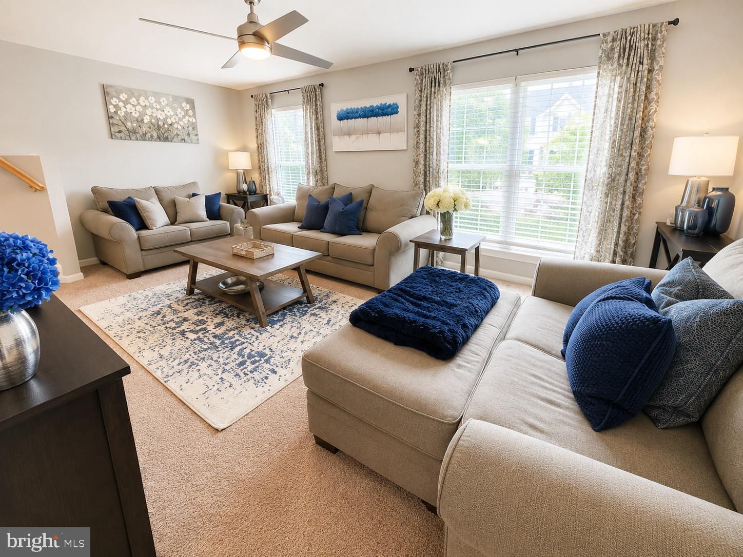 43518 Laidlow Street Chantilly, VA 20152 - Photo 7 of 14 Inviting living space with cozy charm.