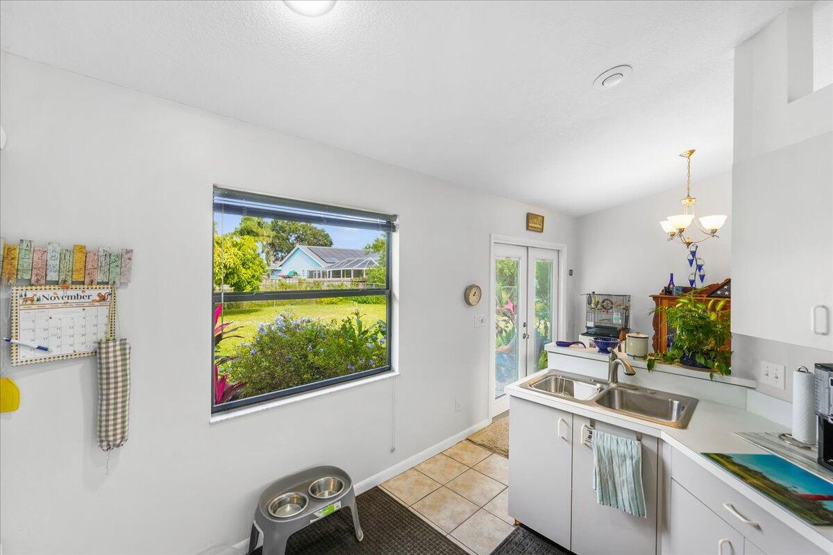981 Southeast Candle Avenue Port St. Lucie, FL 34983 - Photo 16 of 35 11-DSC2044