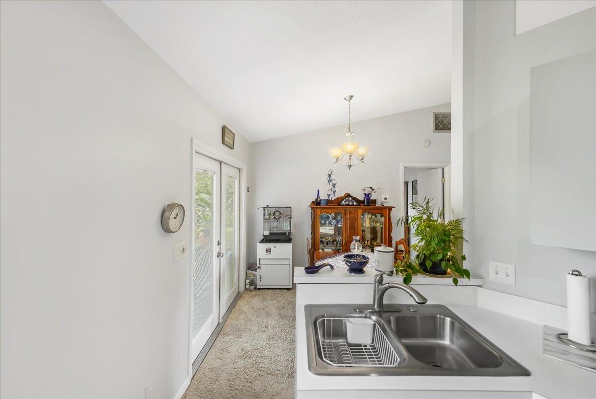 981 Southeast Candle Avenue Port St. Lucie, FL 34983 - Photo 10 of 35 13-DSC2055