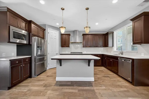 $549,000 | 1859 East Kroeker Avenue, Fresno, CA 93730