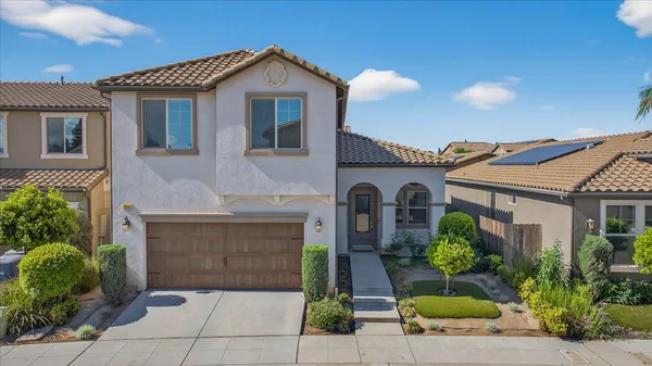 $549,000 | 1859 East Kroeker Avenue, Fresno, CA 93730