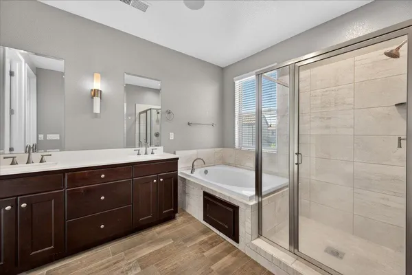 $549,000 | 1859 East Kroeker Avenue, Fresno, CA 93730