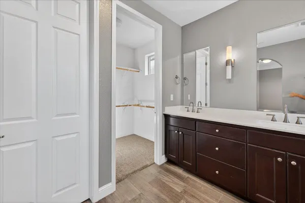 $549,000 | 1859 East Kroeker Avenue, Fresno, CA 93730