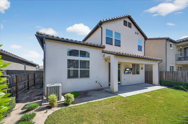 $549,000 | 1859 East Kroeker Avenue, Fresno, CA 93730