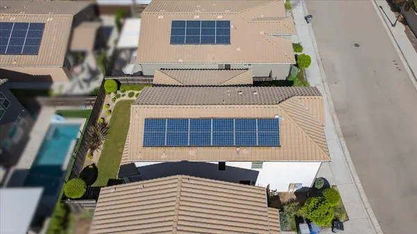 $549,000 | 1859 East Kroeker Avenue, Fresno, CA 93730