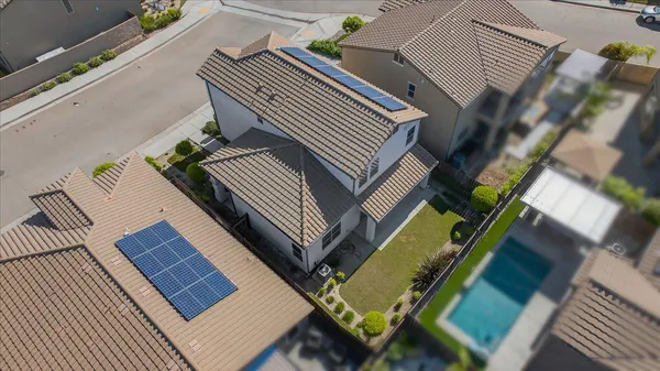 $549,000 | 1859 East Kroeker Avenue, Fresno, CA 93730