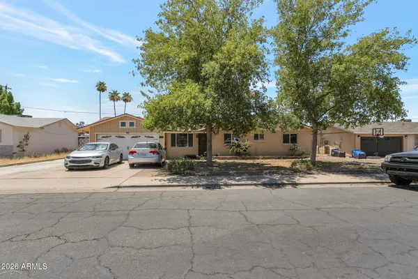 $390,000 | 2065 East 3rd Drive, Mesa, AZ 85204