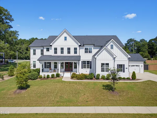 $1,950,000 | 3506 Diamond Leaf Court, Apex, NC 27502