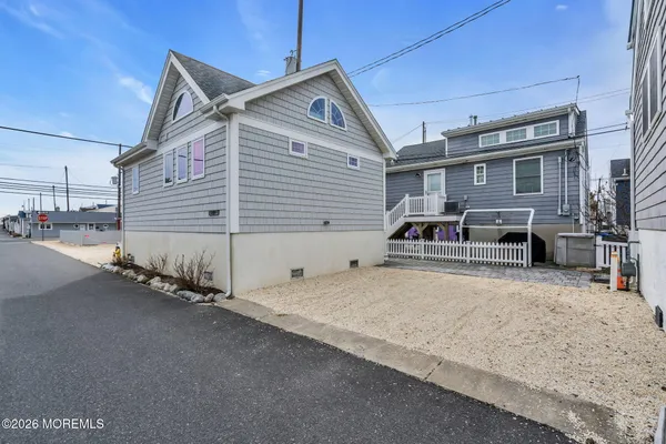 $799,000 | 105 West Bayberry Way, Lavallette, NJ 08735