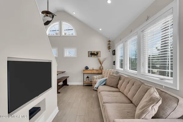 $799,000 | 105 West Bayberry Way, Lavallette, NJ 08735