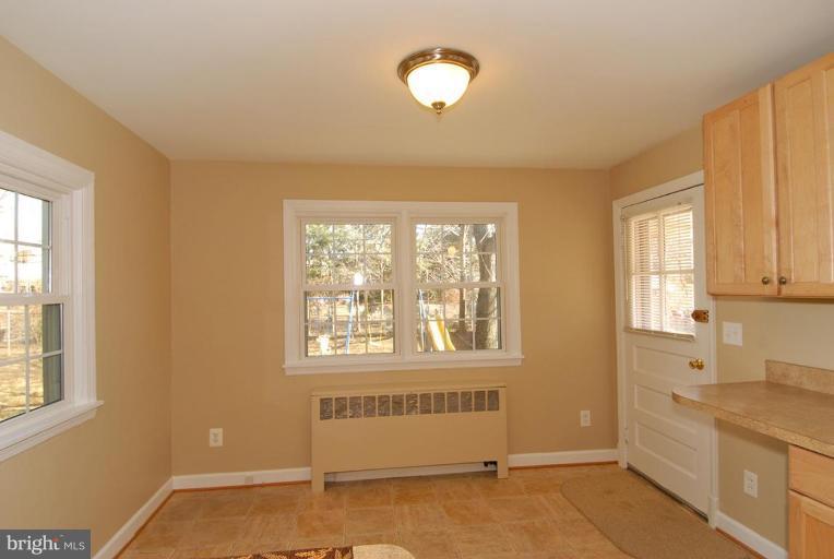 3613 Chatham Road Ellicott City, MD 21042 - Photo 10 of 20 Breakfast Area