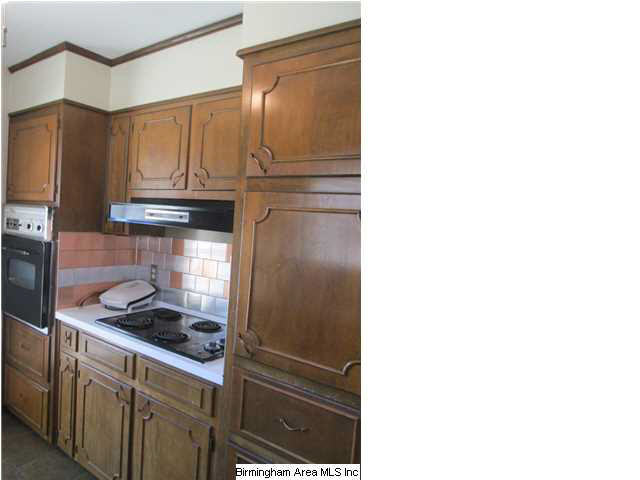 1860 Canyon Road Birmingham, AL 35216 - Photo 10 of 21