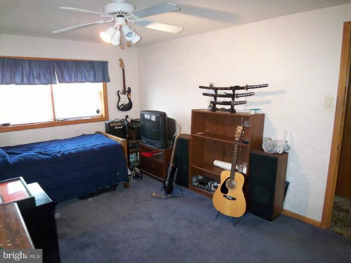 12308 Rambler Road Philadelphia, PA 19154 - Photo 12 of 20