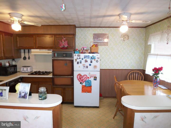 12308 Rambler Road Philadelphia, PA 19154 - Photo 7 of 20