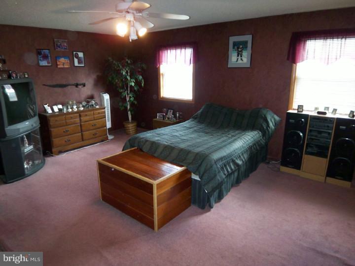 12308 Rambler Road Philadelphia, PA 19154 - Photo 10 of 20