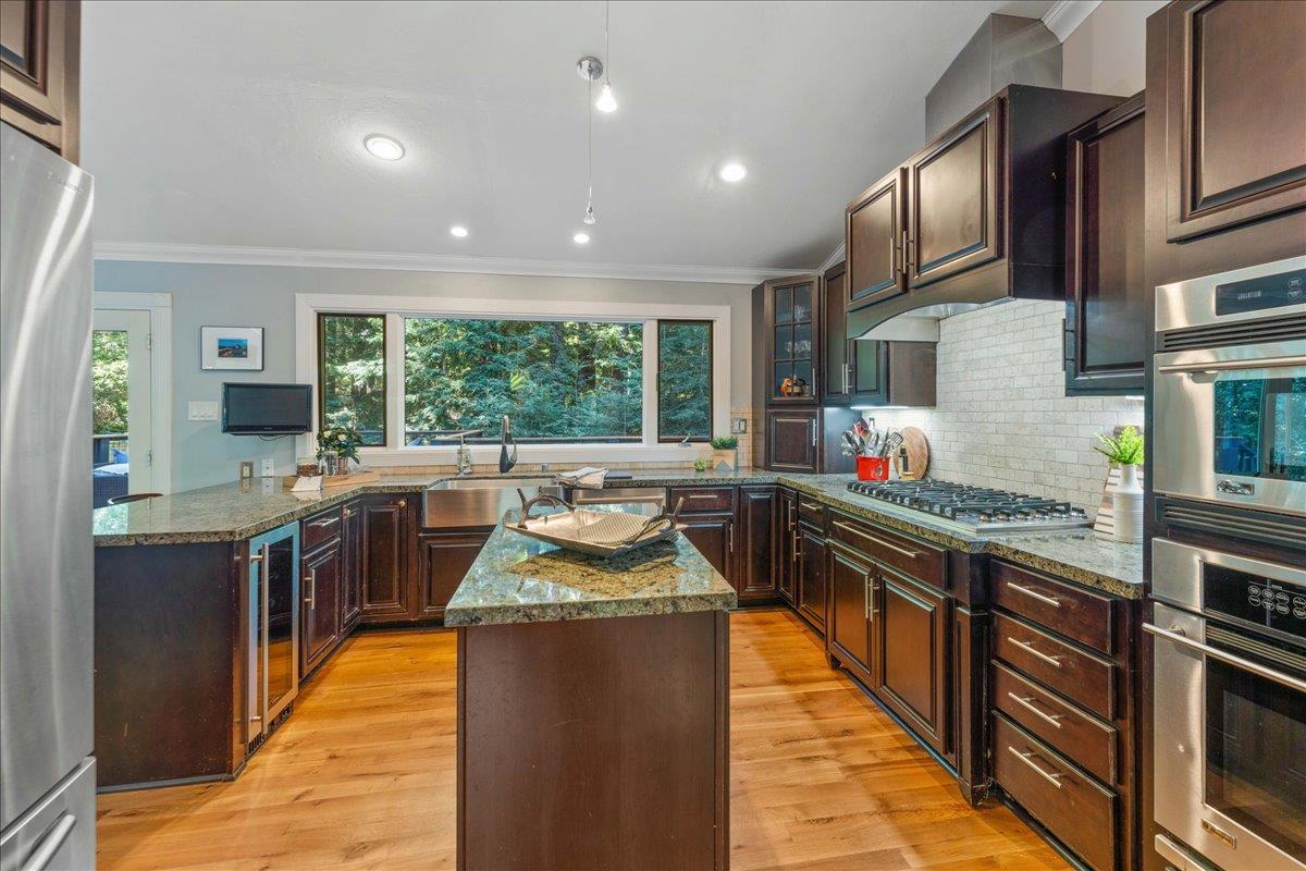 135 Sugar Valley Road Scotts Valley, CA 95066 - Photo 12 of 36 Gallery Image 12