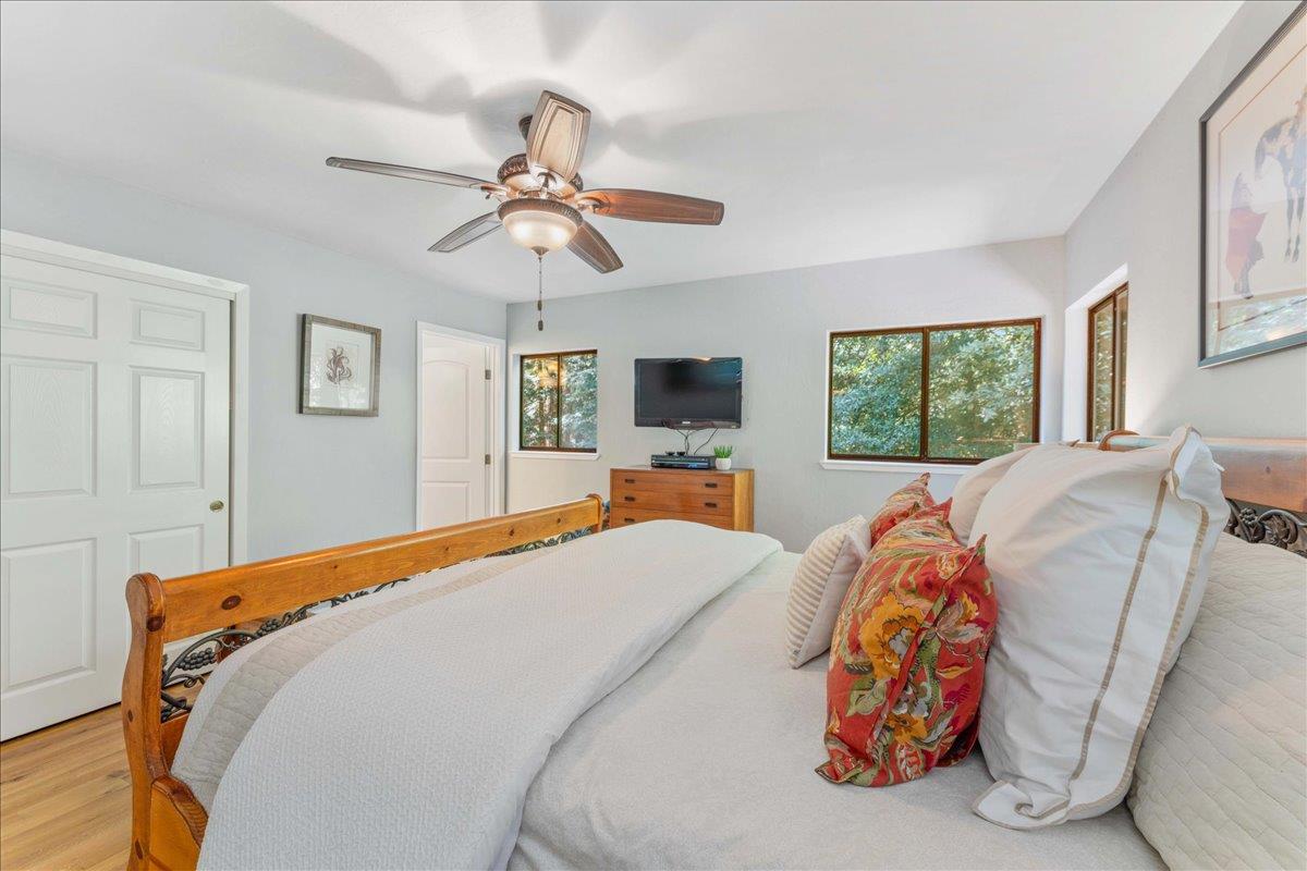 135 Sugar Valley Road Scotts Valley, CA 95066 - Photo 15 of 36 Gallery Image 15
