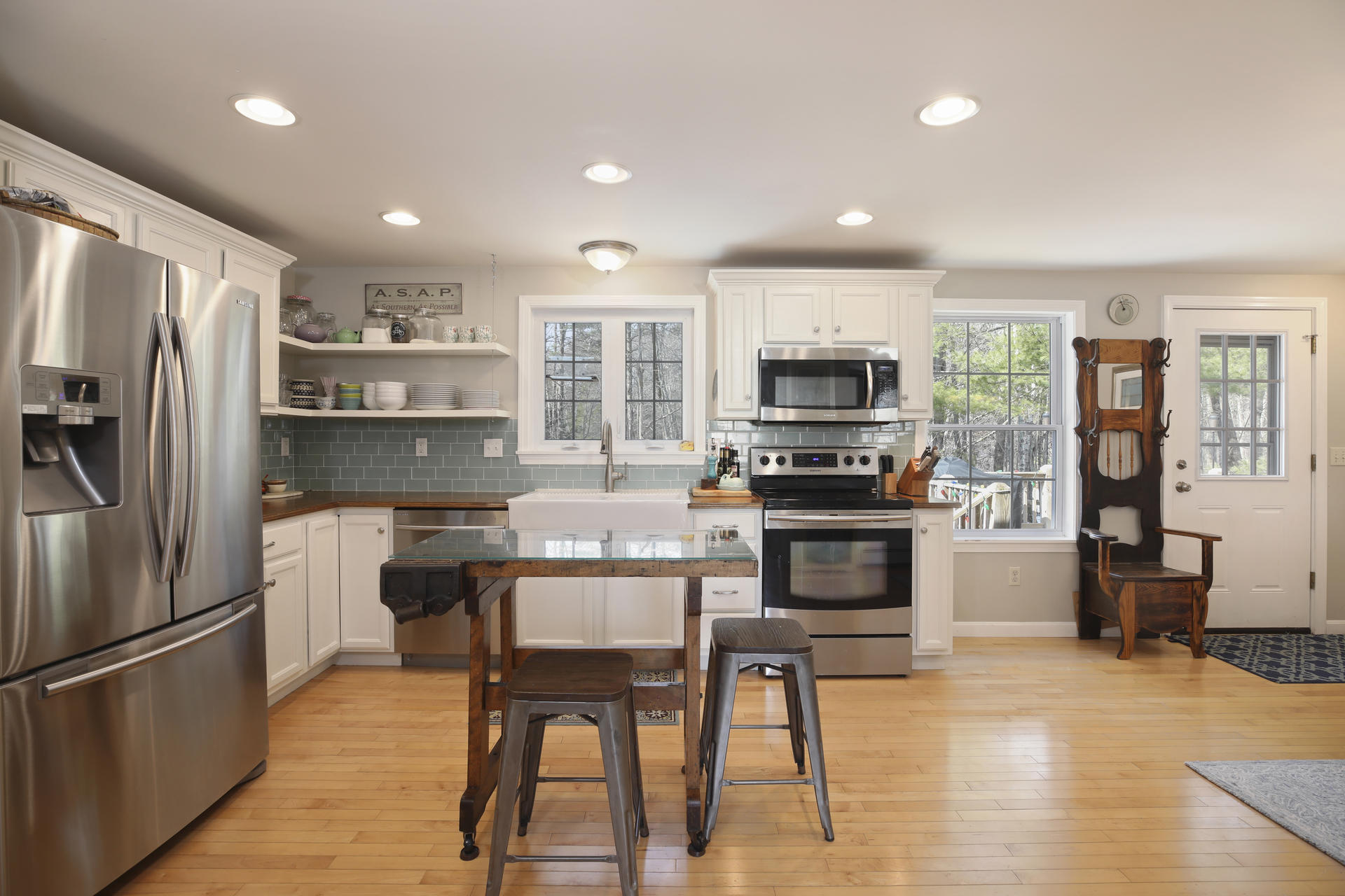 25 Intervale Road Kennebunk, ME 04043 - Photo 9 of 26 008-photo-kitchen-6877434