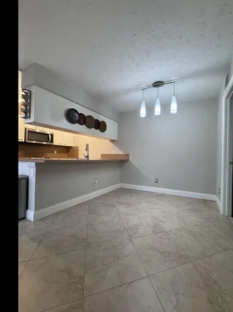 $3,400 | 1532 West Harmony Lake Circle, Davie, FL 33324
