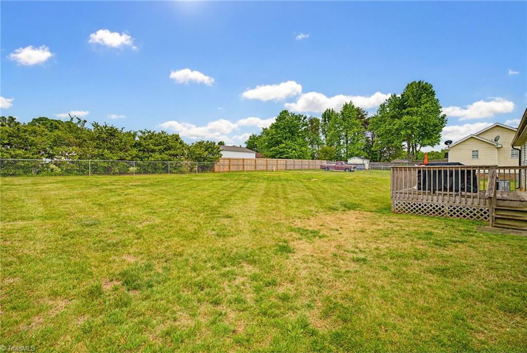331 Tanglebrook Trail Eden, NC 27288 - Photo 26 of 30