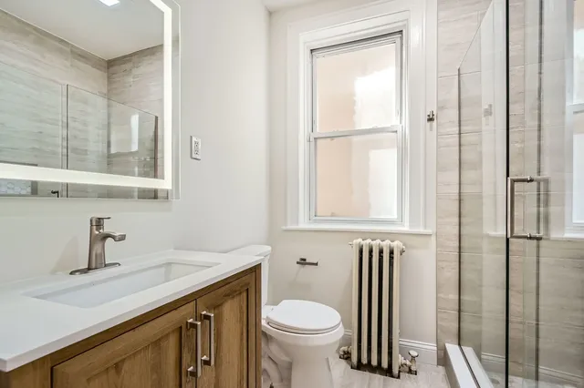 $624,900 | 6431 North Campbell Avenue, Chicago, IL 60645