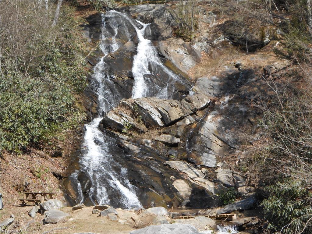 70 Deer Run Purlear, NC 28665 - Photo 4 of 5 Community waterfall