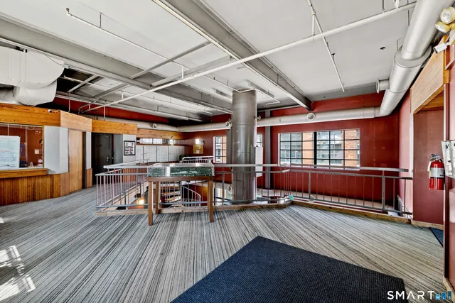 $179,000 | 68 Thermos Avenue, Unit 110A, Norwich, CT 06360