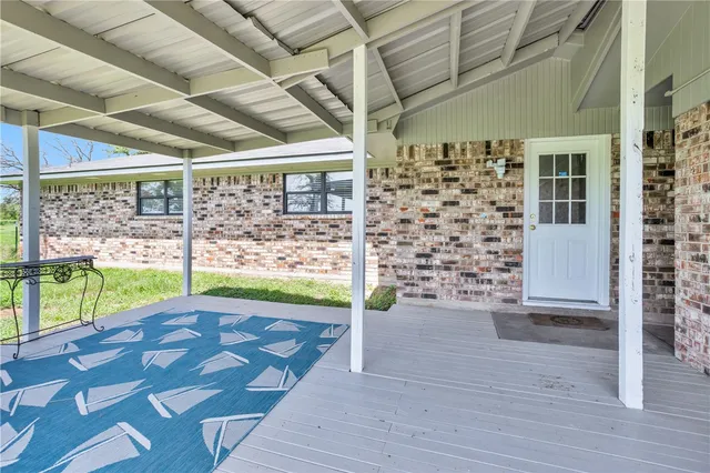 $279,000 | 21356 Highway 90, Sabinal, TX 78881