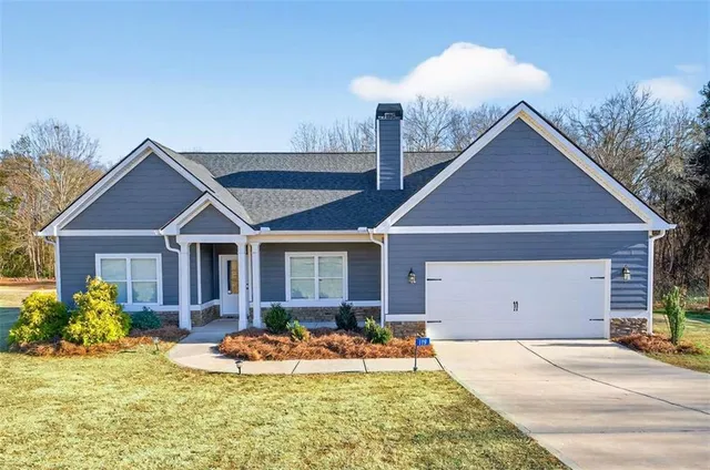 $330,000 | 179 Whispering Creek Trail, Hartwell, GA 30643