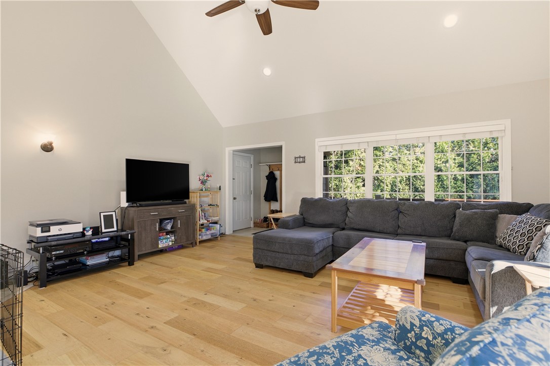 141 Laurel Ridge Lane North Kingstown, RI 02852 - Photo 11 of 35