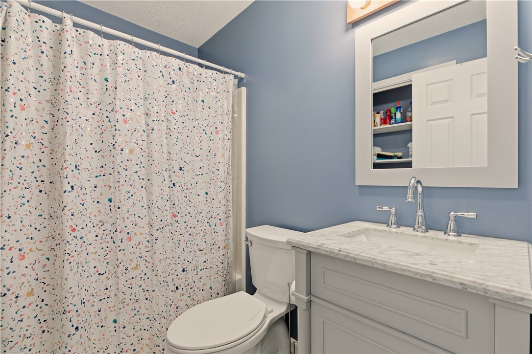 141 Laurel Ridge Lane North Kingstown, RI 02852 - Photo 23 of 35