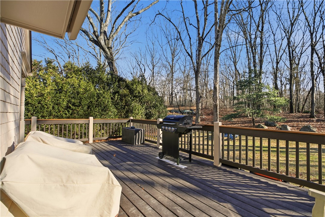 141 Laurel Ridge Lane North Kingstown, RI 02852 - Photo 29 of 35