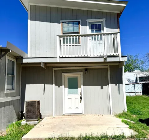$1,000 | 161 Water Street, Unit B, Pipe Creek, TX 78063