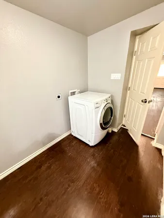 $1,000 | 161 Water Street, Unit B, Pipe Creek, TX 78063