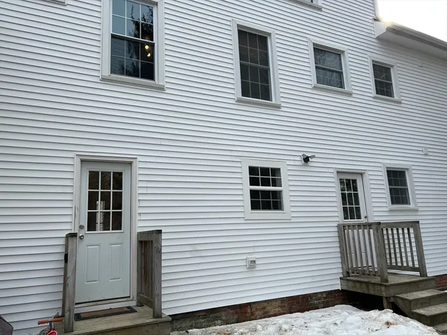 $1,500 | 131 School Street, Unit 2R, North Brookfield, MA 01535