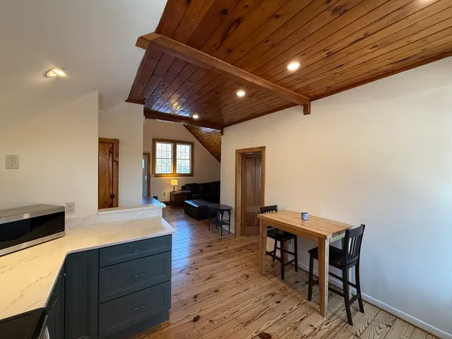 $1,500 | 131 School Street, Unit 2R, North Brookfield, MA 01535