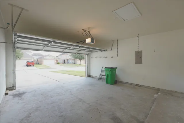 a view of a garage