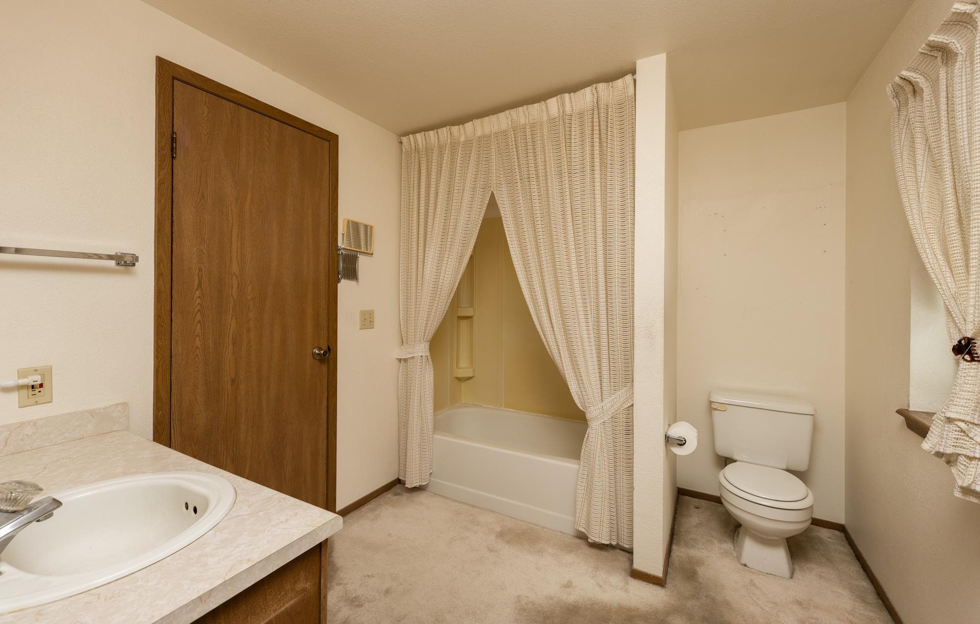 7315 North Adams Road Spokane, WA 99217 - Photo 16 of 28