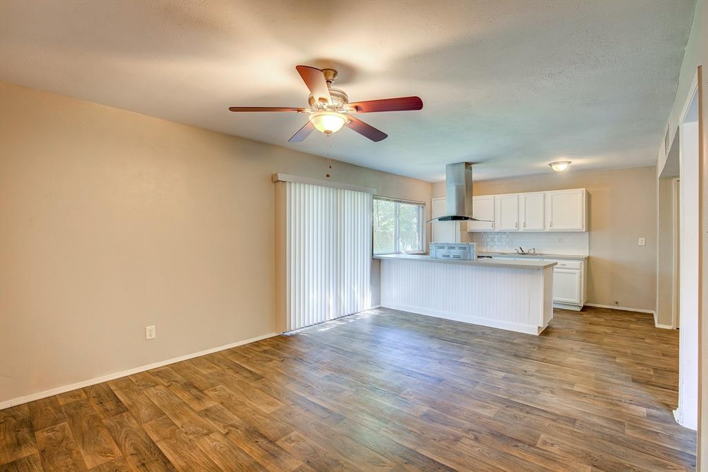 7801 Summerglen Road Fort Worth, TX 76133 - Photo 27 of 40