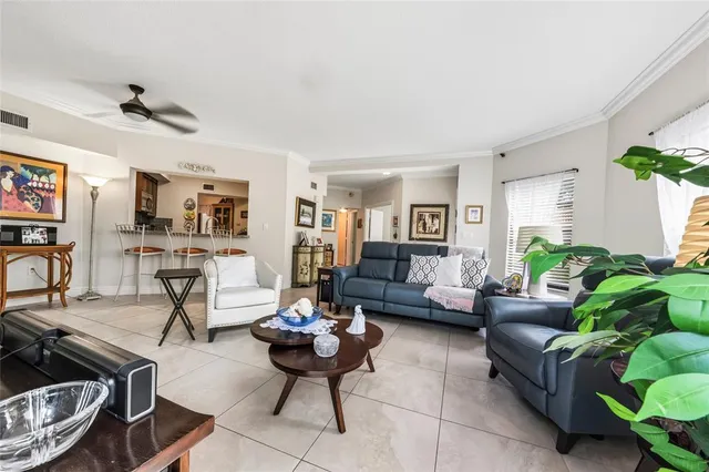 $399,900 | 6606 Villa Sonrisa Drive, Unit 910, Boca Raton, FL 33433