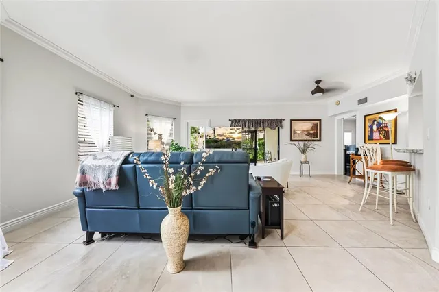 $399,900 | 6606 Villa Sonrisa Drive, Unit 910, Boca Raton, FL 33433