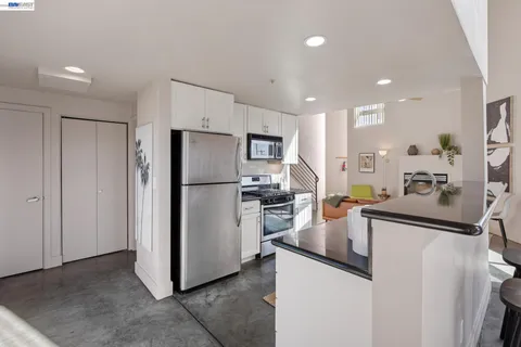 $349,000 | 675 8th Street, Unit 10, Oakland, CA 94607