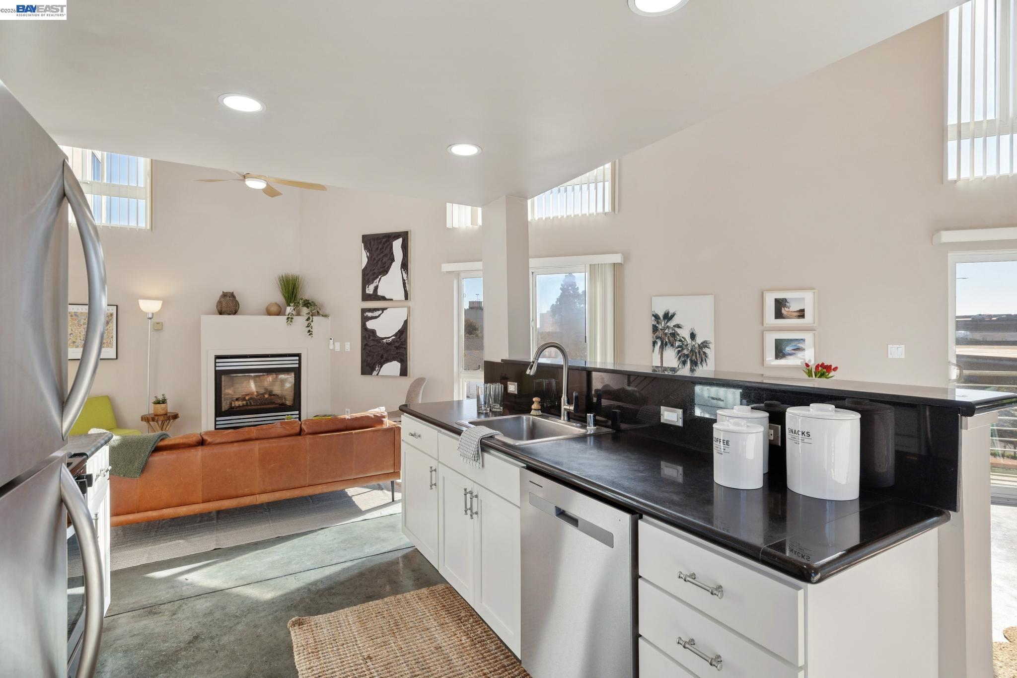 675 8th Street, Unit 10 Oakland, CA 94607 - Photo 16 of 40