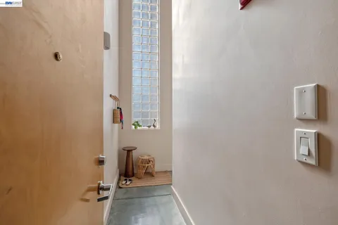 $349,000 | 675 8th Street, Unit 10, Oakland, CA 94607