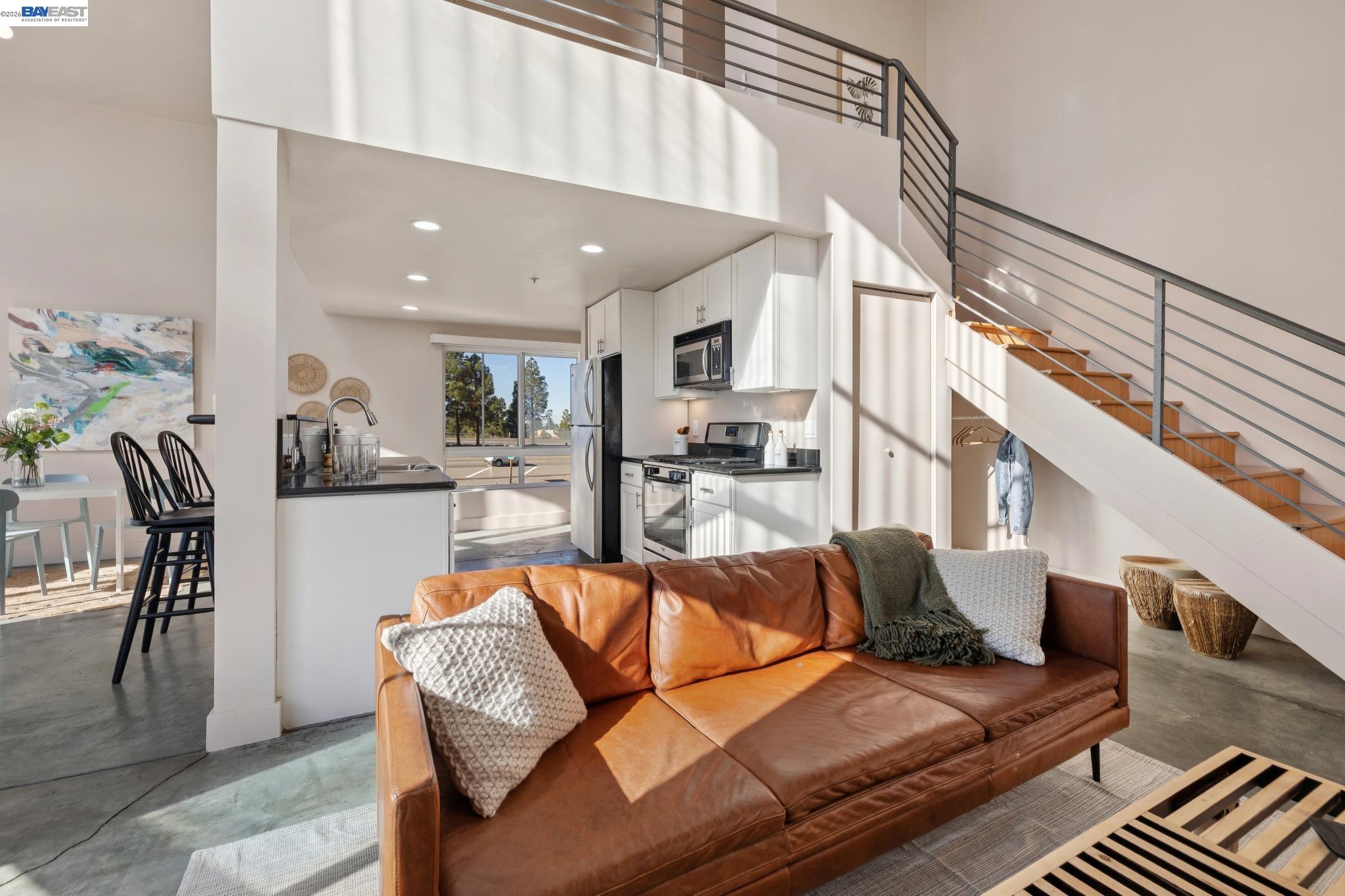 675 8th Street, Unit 10 Oakland, CA 94607 - Photo 9 of 40