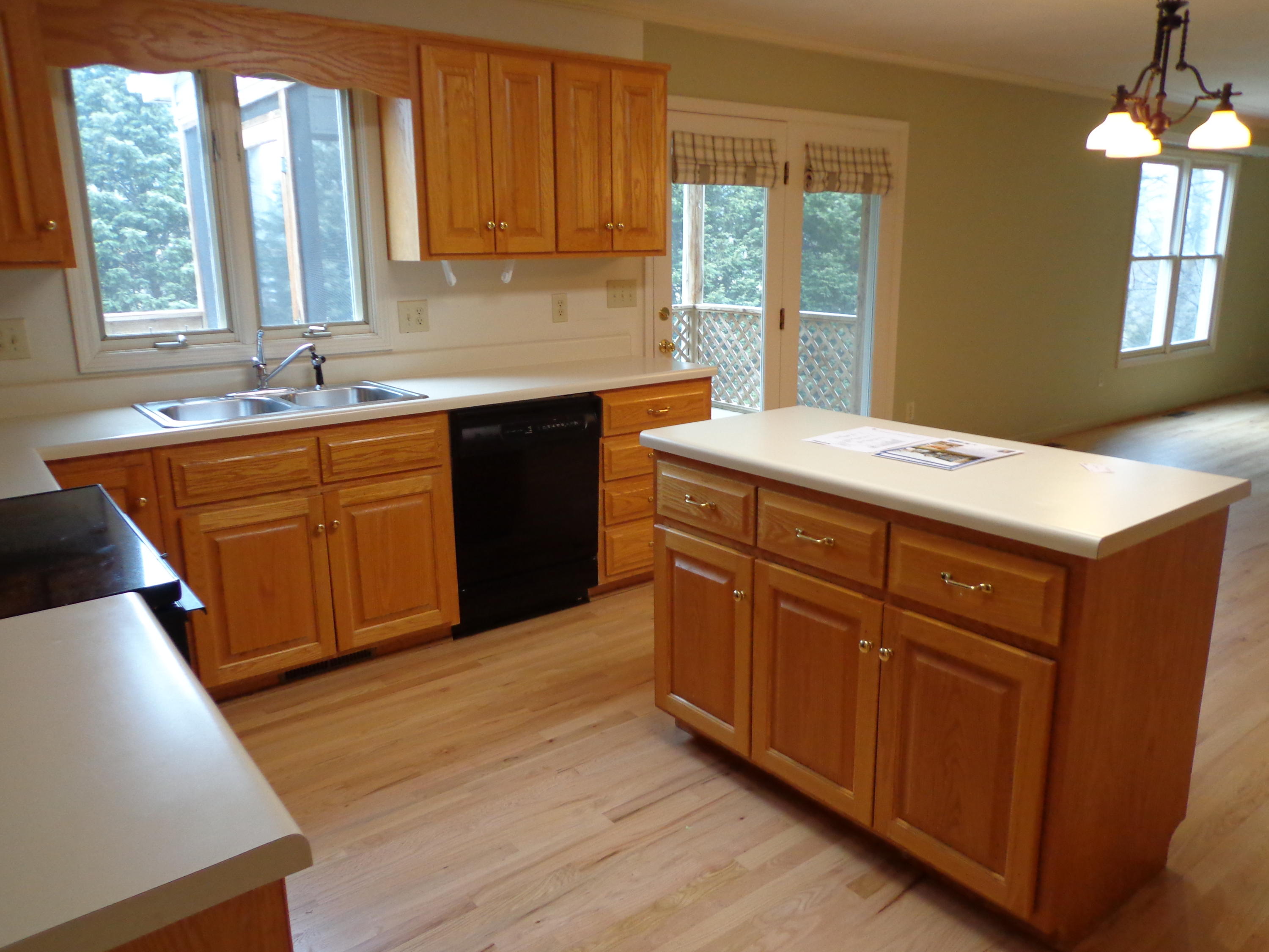 1909 Millbridge Road Salem, VA 24153 - Photo 3 of 64 DSC00812.JPG
