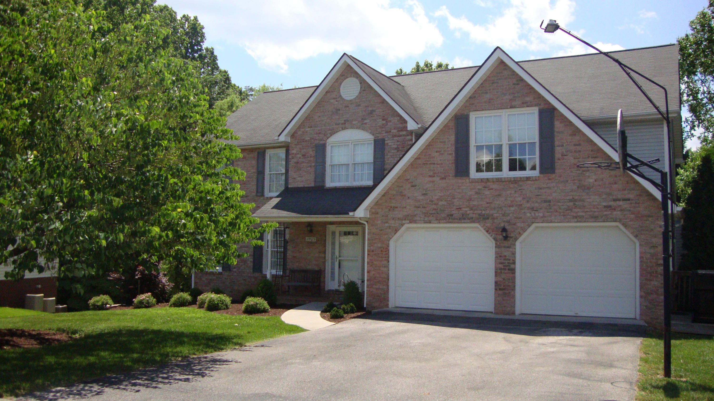 1909 Millbridge Road Salem, VA 24153 - Photo 41 of 64 DSC05015