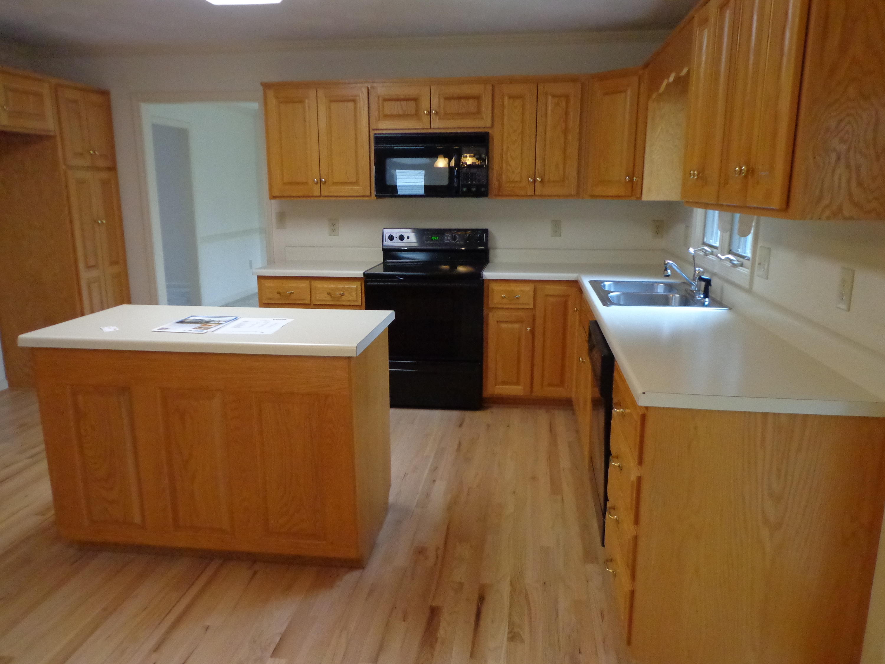 1909 Millbridge Road Salem, VA 24153 - Photo 53 of 64 DSC00810.JPG