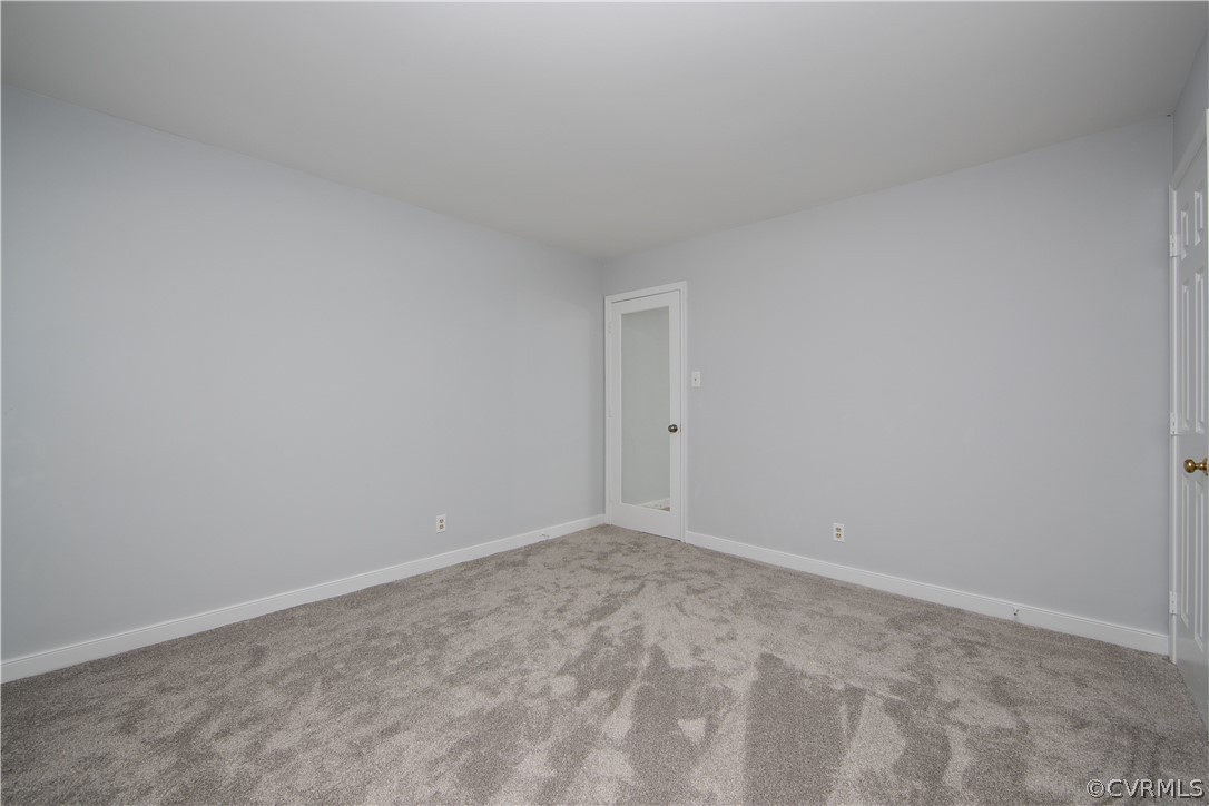 4915 Cedar Cliff Road Chester, VA 23831 - Photo 22 of 35 a view of room